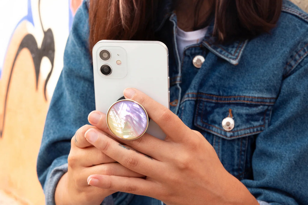 How to Choose the Right Phone Grip for Your Lifestyle